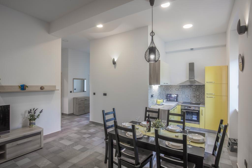 Apartments Villa Adrienne Mali Lošinj Extérieur photo