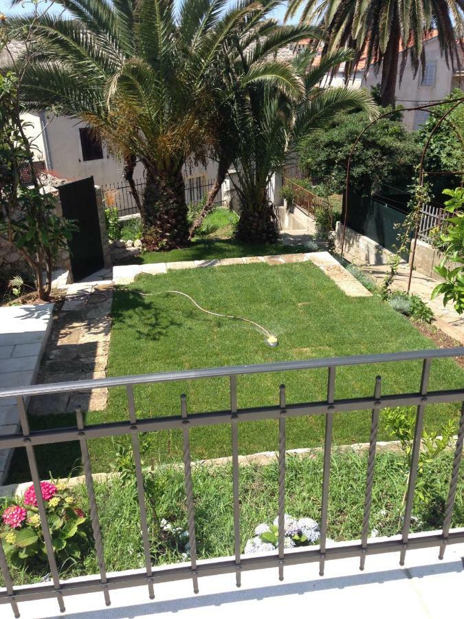 Apartments Villa Adrienne Mali Lošinj Extérieur photo