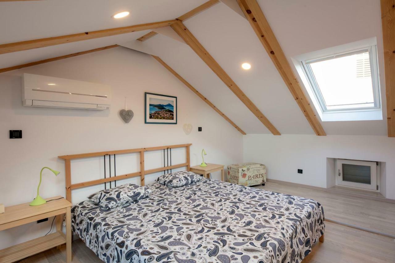 Apartments Villa Adrienne Mali Lošinj Extérieur photo